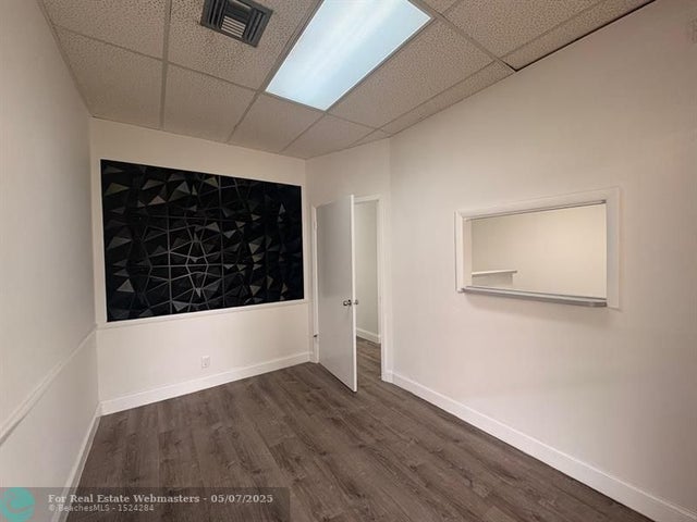 5 of 5 - 7191 W Oakland Park Blvd 7191, Lauderhill, FL