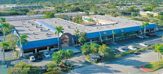 1 of 7 - 10190 Nw 47th St, Sunrise, FL