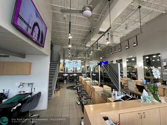 2 of 18 - 3045 N Federal Highway 50, Fort Lauderdale, FL