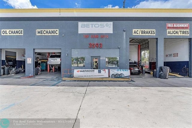 4 of 36 - 3593 S Military Trail, Lake Worth, FL