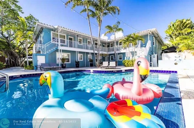 1 of 29 - 2617 Ne 13th Ct 8, Fort Lauderdale, FL