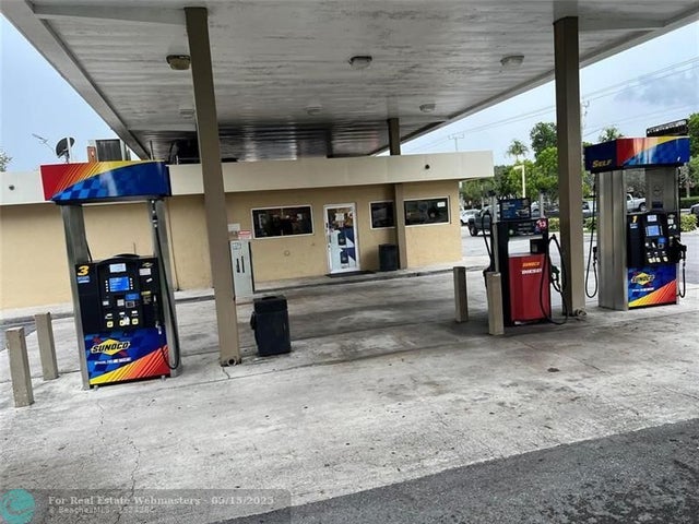 4 of 15 - 11218 Wiles Rd, Coral Springs, FL