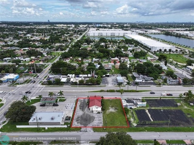 2 of 2 - 3950 W Hallandale Beach Blvd, Hollywood, FL