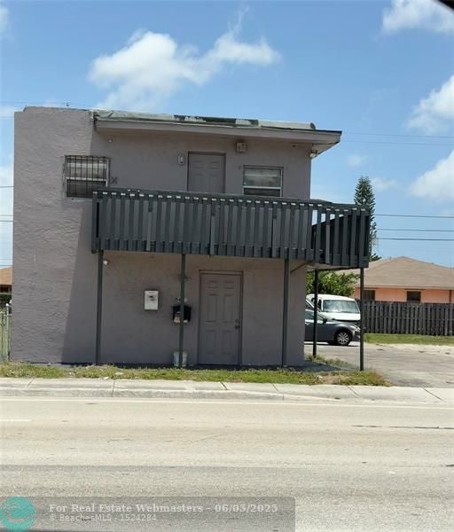 1 of 1 - 5621 Pembroke Rd, Hollywood, FL