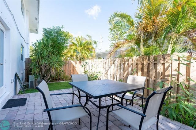 4 of 48 - 820 Ne 21st Drive, Wilton Manors, FL