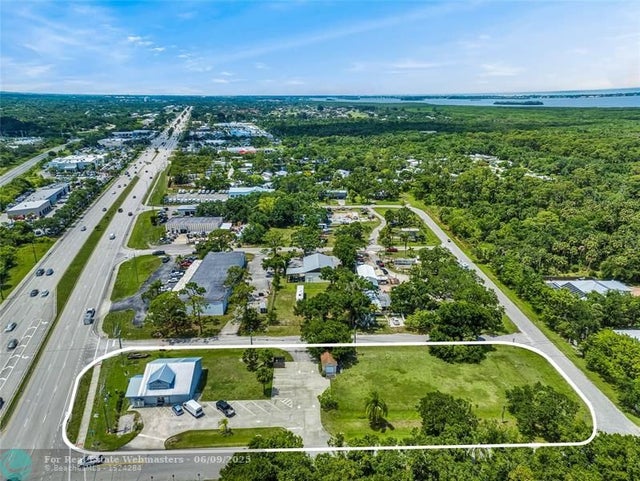 3 of 23 - 1204 S Us Highway 1, Vero Beach, FL