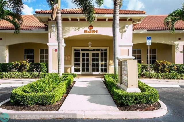 3 of 15 - 5451 N University Dr 103, Coral Springs, FL