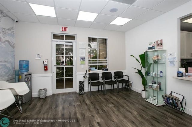 5 of 15 - 5451 N University Dr 103, Coral Springs, FL