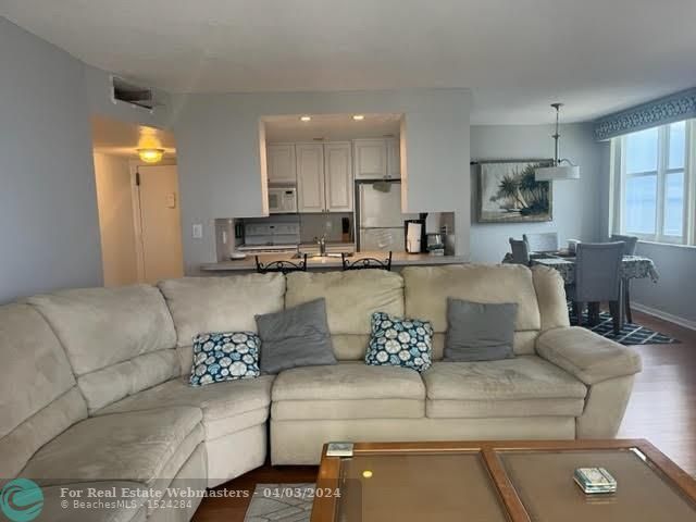 4 of 30 - 101 Briny Ave 2402, Pompano Beach, FL