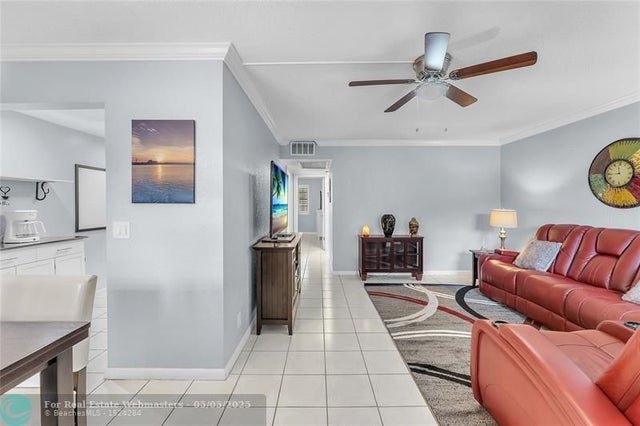 2 of 23 - 290 Farnham M 290, Deerfield Beach, FL