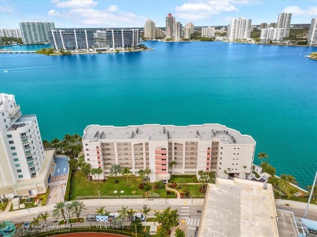 2 of 50 - 18260 N Bay Rd 304, Sunny Isles Beach, FL