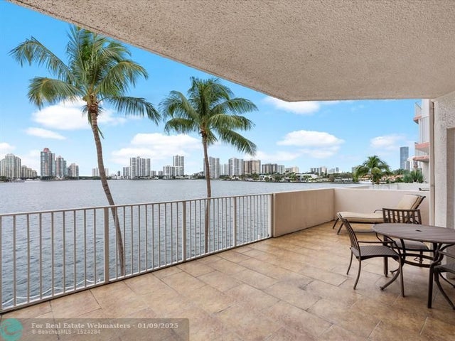 5 of 50 - 18260 N Bay Rd 304, Sunny Isles Beach, FL