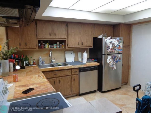 4 of 13 - 1351 Ne Miami Gardens Dr 223, Miami, FL