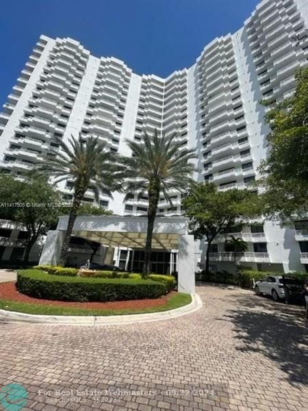 1 of 8 - 3300 Ne 192nd St 1912, Aventura, FL