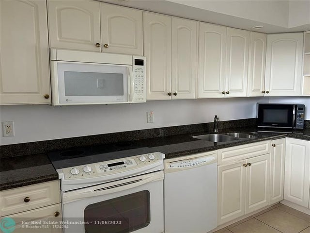 5 of 20 - 750 N Ocean Blvd 1409, Pompano Beach, FL