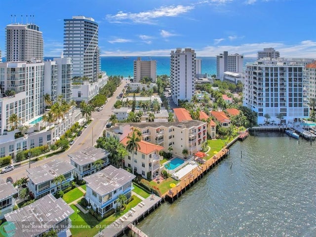 3 of 70 - 341 N Birch Rd 415, Fort Lauderdale, FL