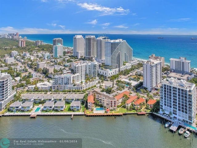 5 of 70 - 341 N Birch Rd 415, Fort Lauderdale, FL