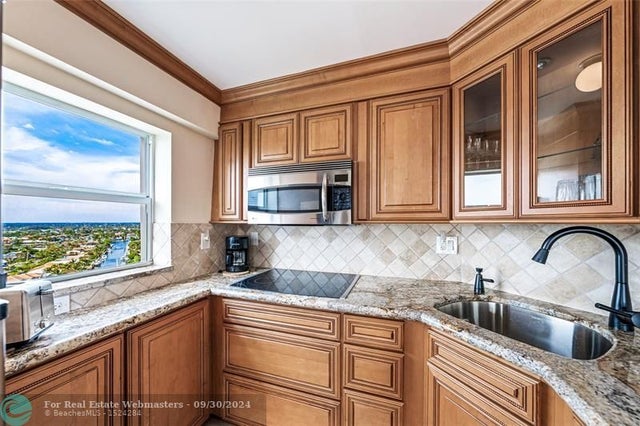 2 of 24 - 4050 N Ocean Dr 1601, Lauderdale By The Sea, FL