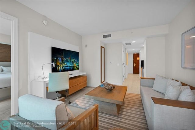 4 of 49 - 505 N Fort Lauderdale Beach Blvd 2214, Fort Lauderdale, FL