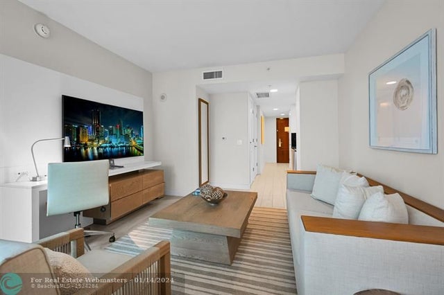 5 of 49 - 505 N Fort Lauderdale Beach Blvd 2214, Fort Lauderdale, FL