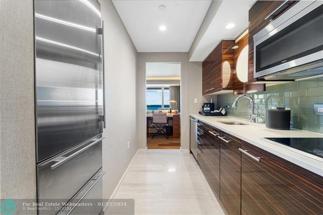 5 of 19 - 551 N Fort Lauderdale Beach Blvd H1716, Fort Lauderdale, FL