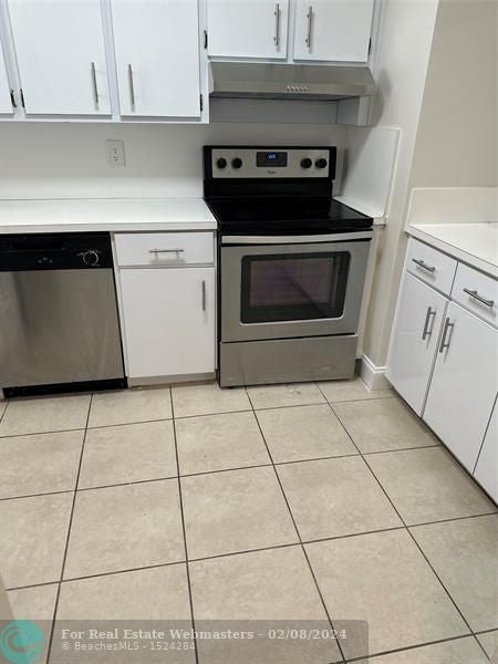 5 of 27 - 941 Crystal Lake Dr 201, Deerfield Beach, FL