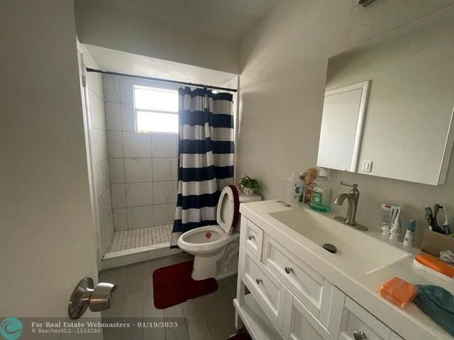 5 of 8 - 3431 Nw 50th Ave 106, Lauderdale Lakes, FL