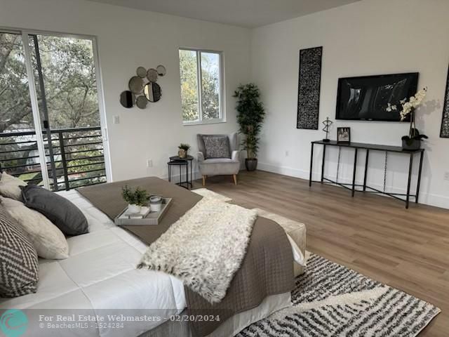 2 of 27 - 406 Se 22nd St 1, Fort Lauderdale, FL