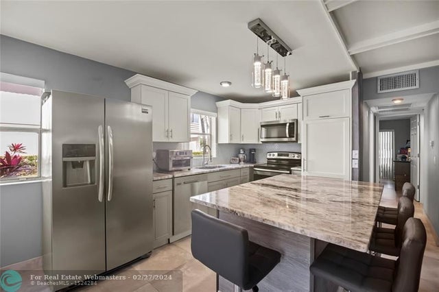 3 of 20 - 352 Saxony Trail 352, Delray Beach, FL