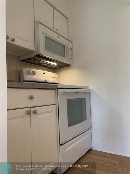 5 of 20 - 1300 N 17th Ave 206, Hollywood, FL