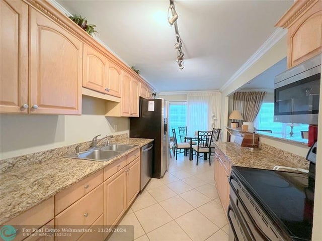 5 of 34 - 3400 Galt Ocean Dr 1003s, Fort Lauderdale, FL