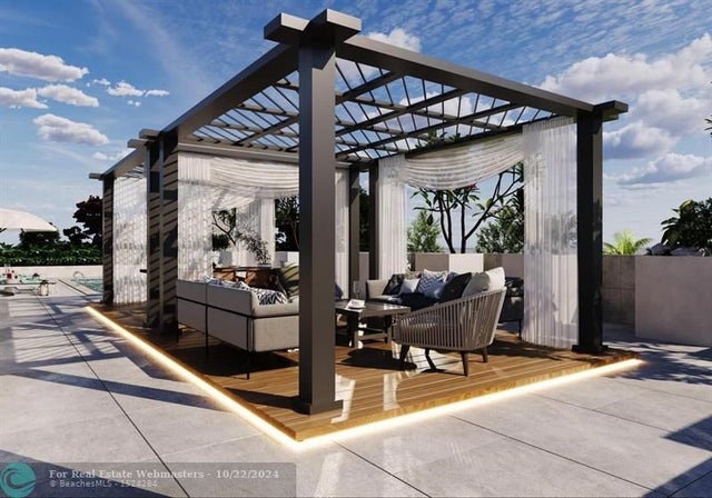 3 of 5 - 1920 Pierce St 204, Hollywood, FL