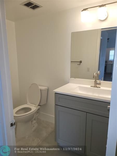 5 of 9 - 1750 Jefferson St 510, Hollywood, FL