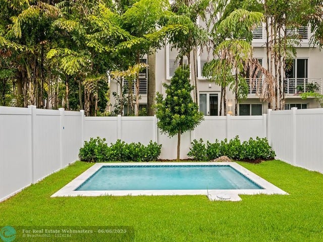 2 of 44 - 812 Se 12th Street 812, Fort Lauderdale, FL