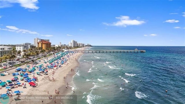 2 of 49 - 330 Se 20 Ave 307, Deerfield Beach, FL