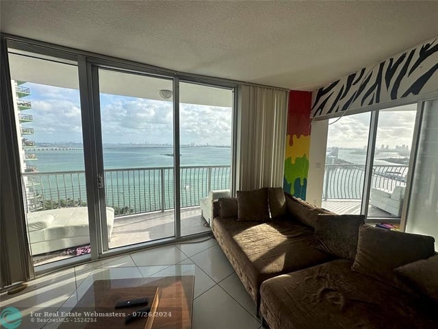 2 of 14 - 1750 N Bayshore Drive 2901, Miami, FL