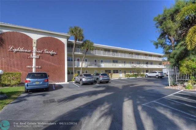 2 of 28 - 1951 Ne 39th St 360, Lighthouse Point, FL