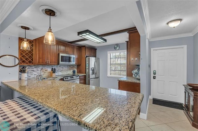3 of 33 - 960 Nw 45th St B3, Deerfield Beach, FL