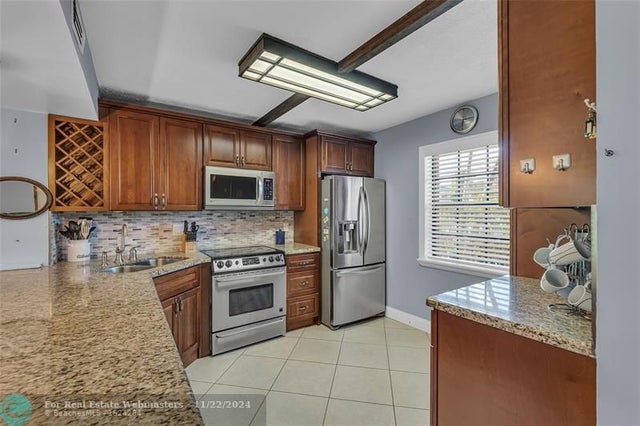 4 of 33 - 960 Nw 45th St B3, Deerfield Beach, FL