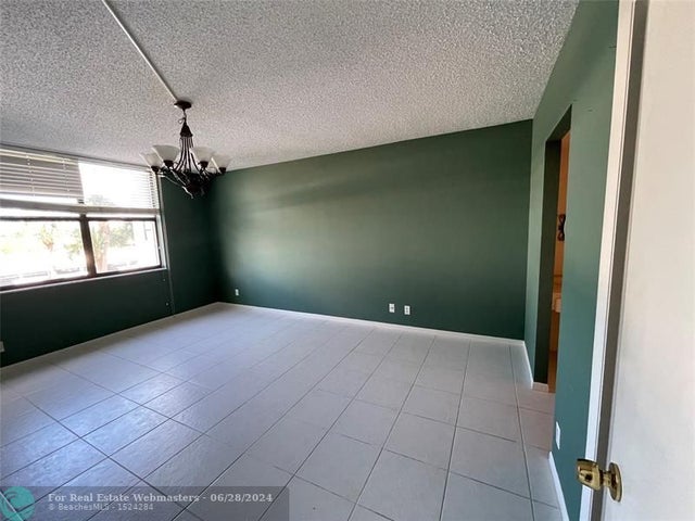 5 of 8 - 2860 S Ocean Blvd 203, Palm Beach, FL