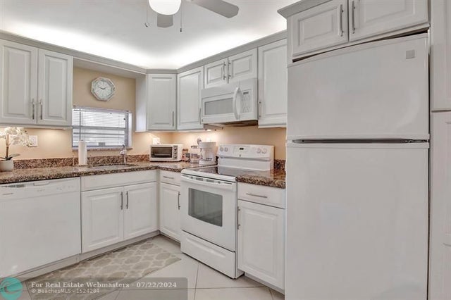 2 of 15 - 8930 S Hollybrook Blvd 201, Pembroke Pines, FL