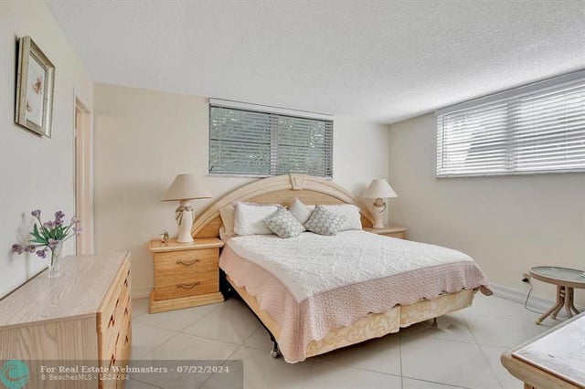 5 of 15 - 8930 S Hollybrook Blvd 201, Pembroke Pines, FL