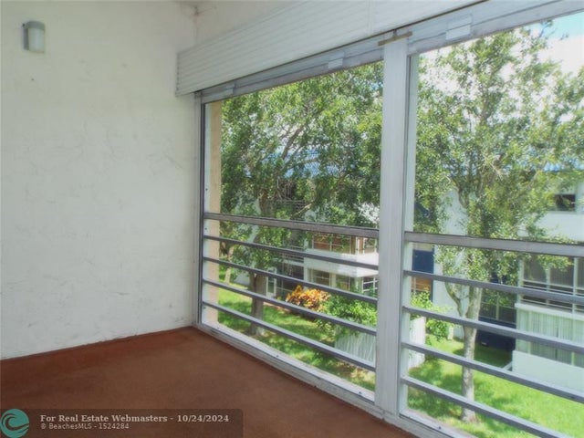 4 of 23 - 3050 Holiday Springs Blvd 308, Margate, FL