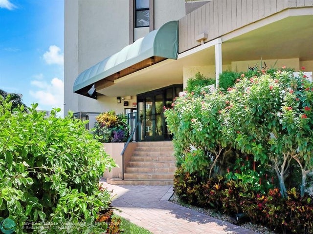 4 of 46 - 501 N Riverside Dr 301, Pompano Beach, FL
