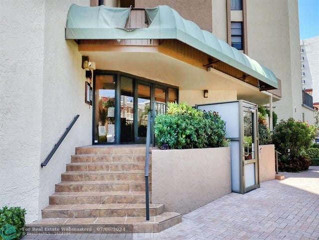 5 of 46 - 501 N Riverside Dr 301, Pompano Beach, FL
