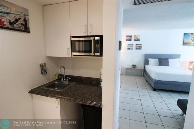 5 of 23 - 5445 Collins Ave 1205, Miami Beach, FL