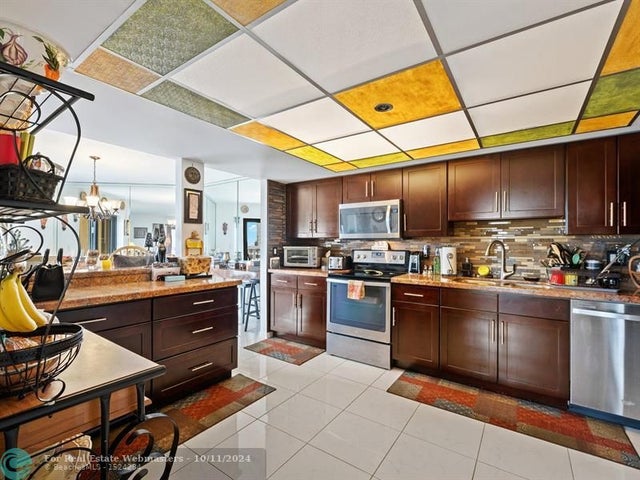 4 of 32 - 501 N Riverside Dr 601, Pompano Beach, FL