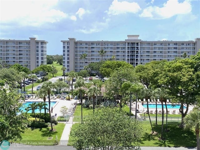 1 of 20 - 2671 S Course Dr 602, Pompano Beach, FL