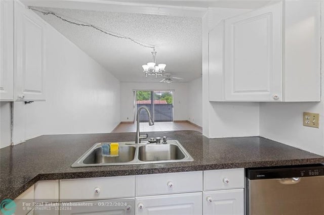 4 of 16 - 3250 Nw 85th Ave 16, Coral Springs, FL