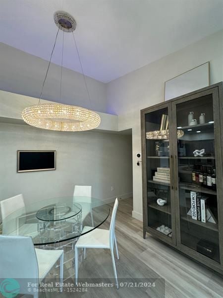 Photo of Listing #F10452027